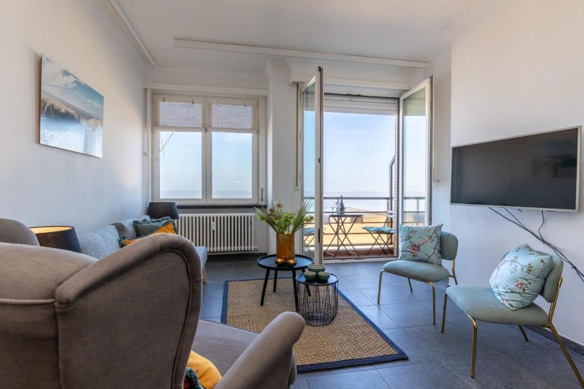 Huswell - Beautiful Spacious Studio With Frontal Sea View Knokke-Heist Exterior photo