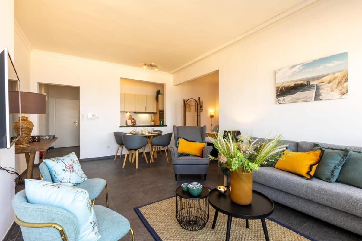 Huswell - Beautiful Spacious Studio With Frontal Sea View Knokke-Heist Exterior photo