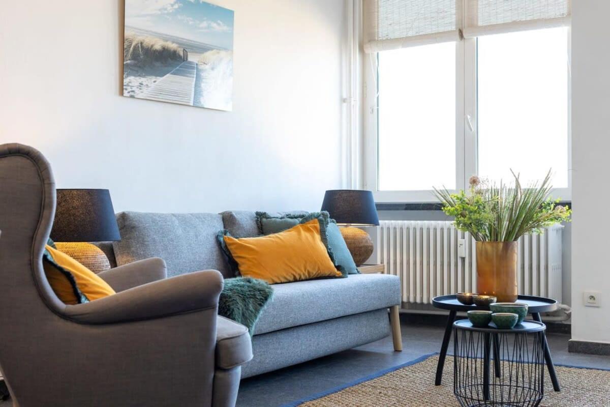 Huswell - Beautiful Spacious Studio With Frontal Sea View Knokke-Heist Exterior photo