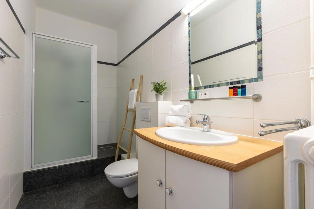 Huswell - Beautiful Spacious Studio With Frontal Sea View Knokke-Heist Exterior photo